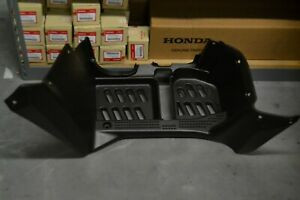 Подножка правая Suzuki KQ 63331-31G01-291, 63331-31G00-291