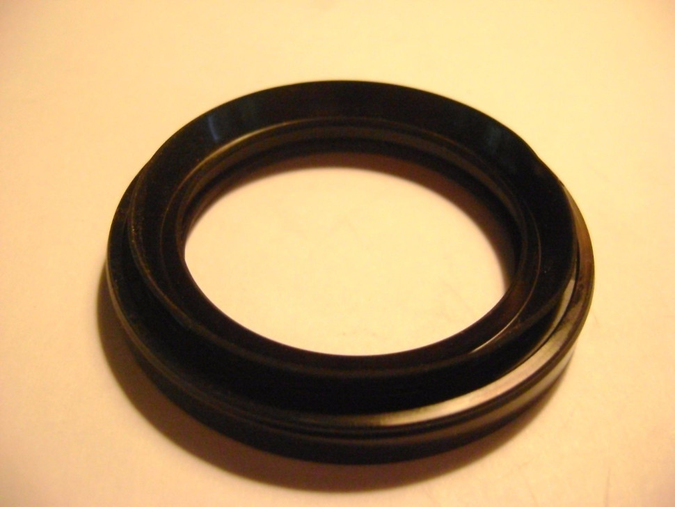 Сальник заднего ступичного подшипника Honda TRX 680/650 91209-HN8-003 91209-HN8-003