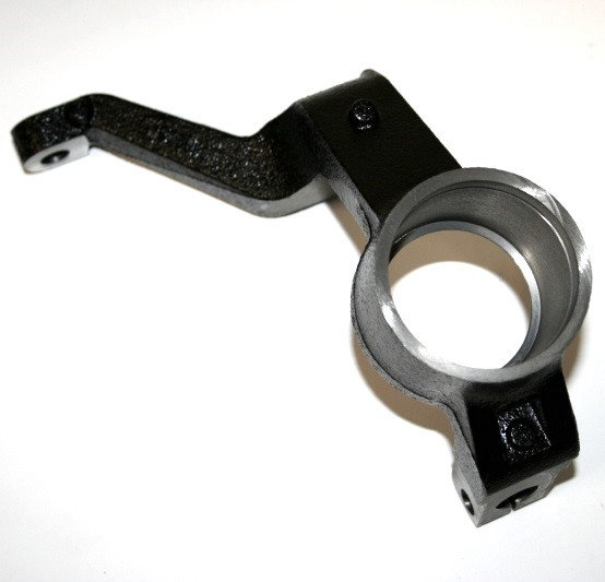 Поворотный кулак передний правый оригинальный для BRP Can-Am 705400819