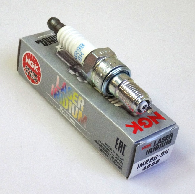 Свеча зажигания NGK IMR9B-9H иридиевая IMR9B-9H