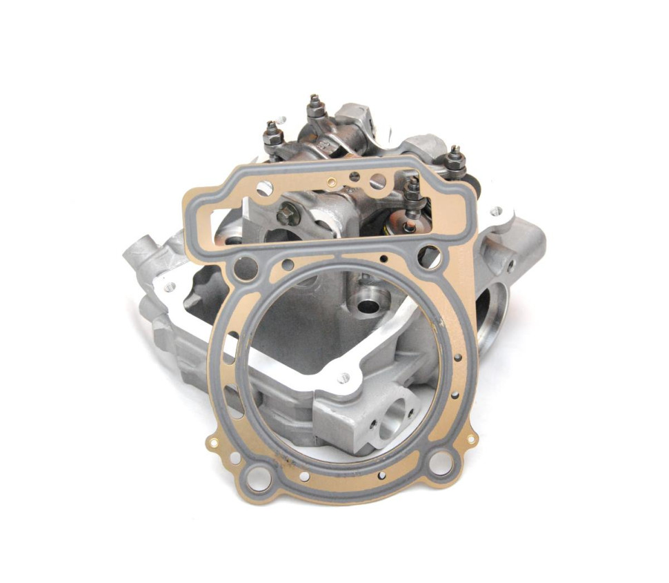 Головка блока цилиндра задняя квадроцикла Can-Am Outlander G1 / 420613531 420613530 / 420413397 420613531 /420613526 /420613532  420613532N