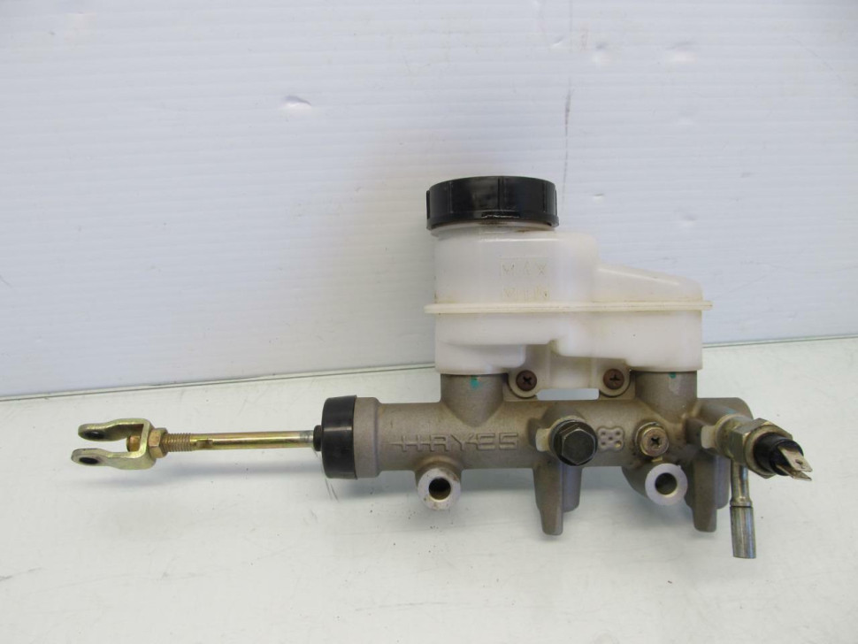 Главный тормозной цилиндр Polaris RZR 800 1911982/2204458 2204458