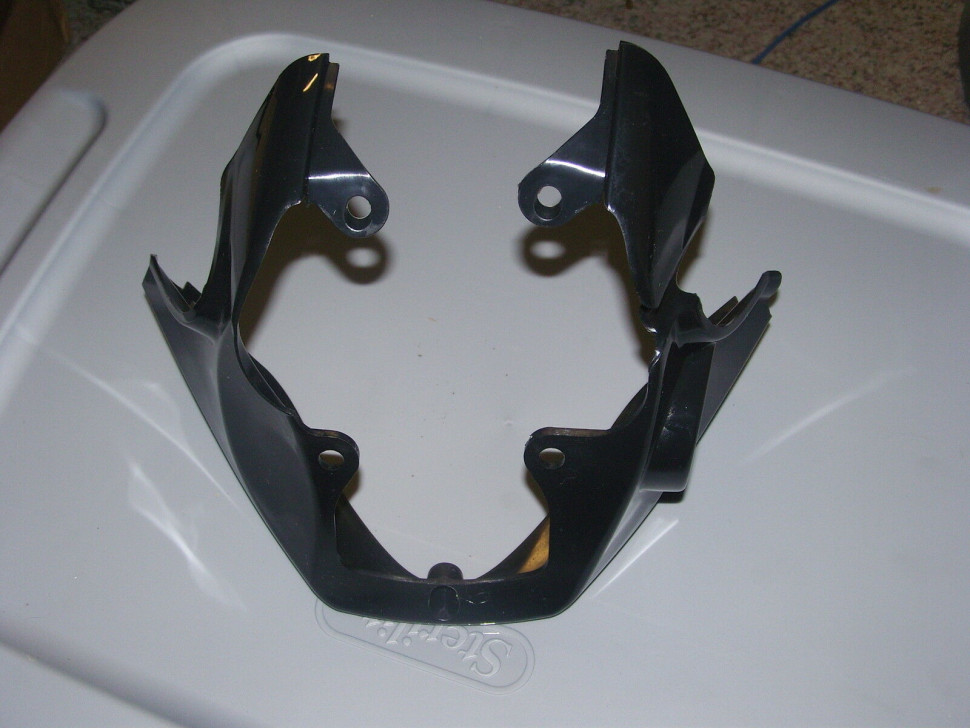 Облицевка руля нижняя Honda TRX 680 06+ 53210-HN8-000ZA 53210-HN8-000ZA
