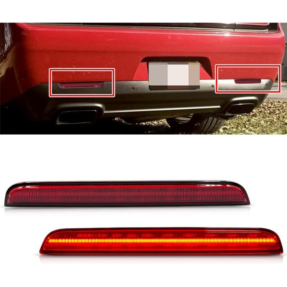 Отражатели в задний бампер с стоп сигналами Dodge Challenger 2015-2023 TL70 TL70