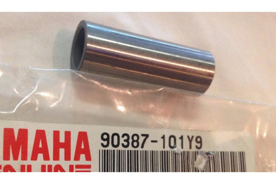 Втулка передней подвески снегохода Yamaha 90387-10089-00 / 90387-101Y9-00