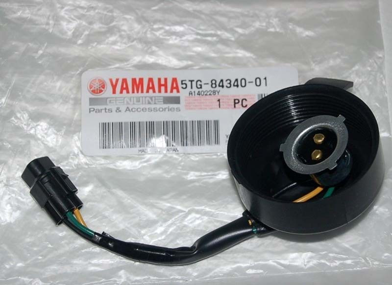 Патрон левый Yamaha 5TG-84340-01-00 5TG-84340-01-00