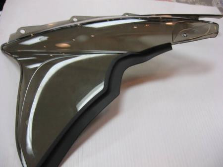 Дефлектор стекла правый Yamaha RS Venture TF /GT 8HF-K723B-00-00 8HF-K723B-00-00