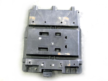 Пластик под водительским сидением Yamaha Rhino 5UG-F470E-01-00
