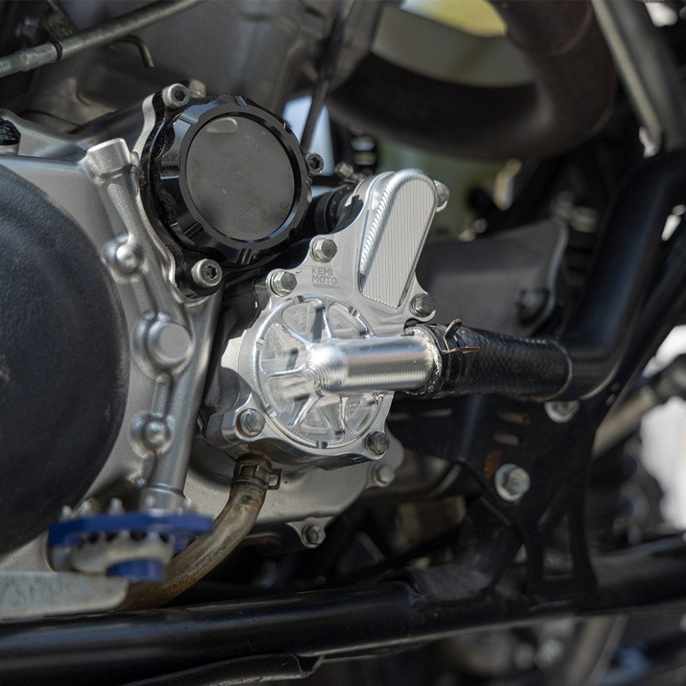 Крышка помпы охлаждения Yamaha Raptor 700R 2009-2025 Raptor 700 2006-2025700 1S3-12422-00-00 B3904-00901BK