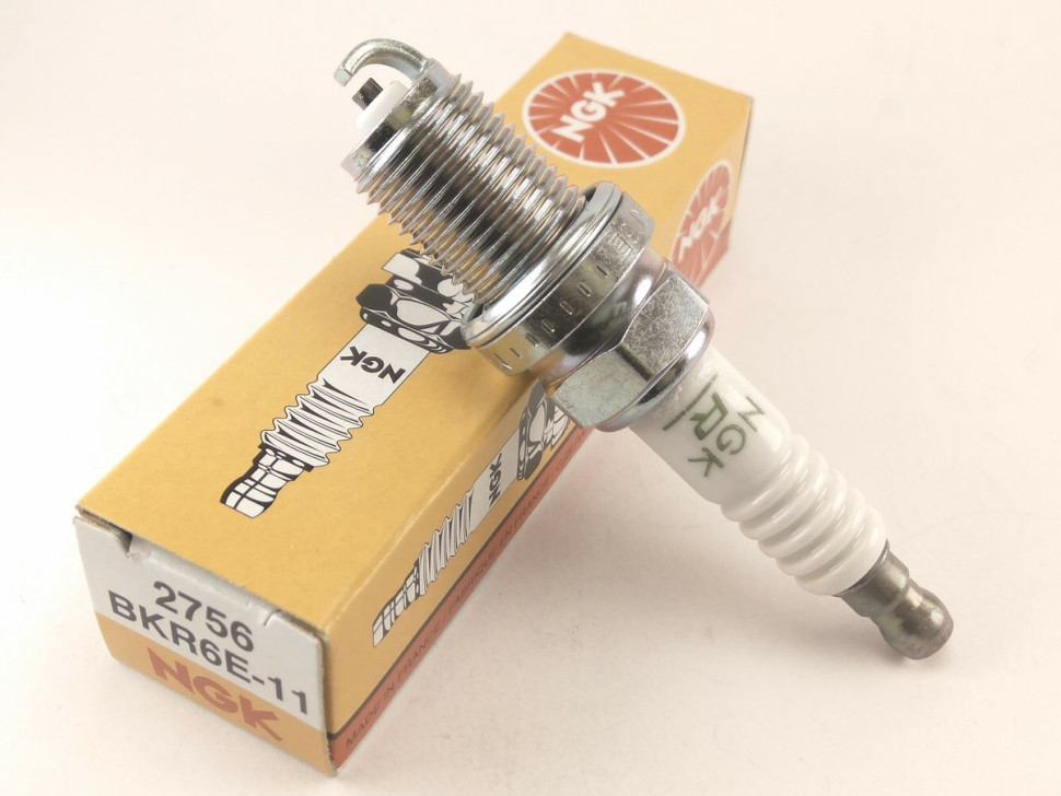 Свеча зажигания HONDA 98079-5614E/ BKR6E-11 98079-5614E