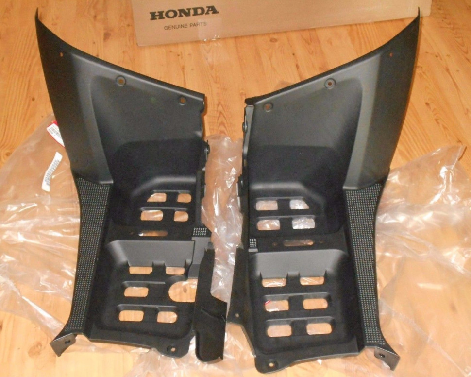 Подножка левая HONDA TRX680FA 80122-HN8-000ZA 80122-HN8-000ZA