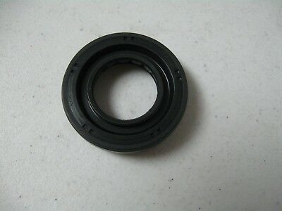 Сальник переднего редуктора боковой квадроцикла Suzuki King Quad 500 LT-A500 27406-31HB0