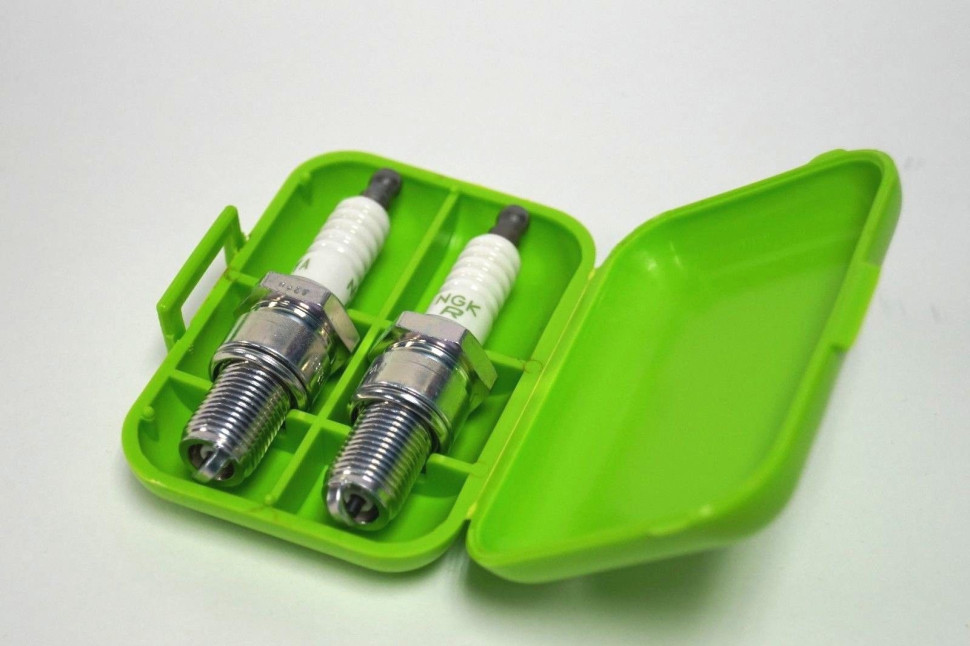 Чехол для 2-х свечей зажигания Arctic Cat Spark Plug Caddy - Green 0134-702, 0134-883, 1639-618 1639-618