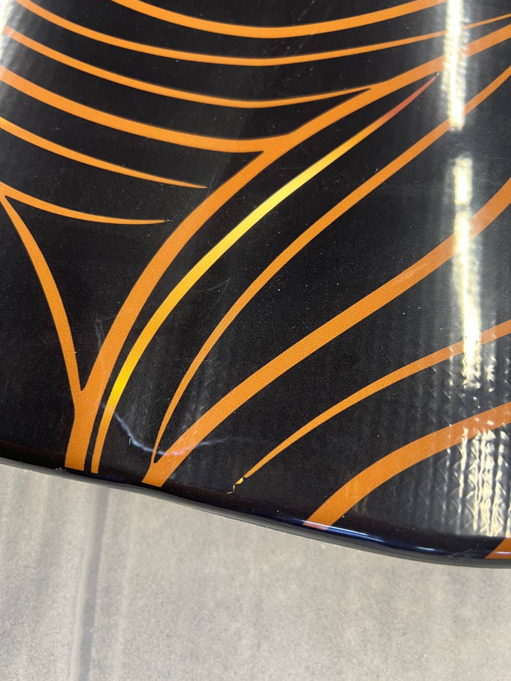 Вейкборд Iboard SilkyWave черный/золотой 139см 4киля + крепления 37-45 SilkyWave-blk-gld БРАК!!!