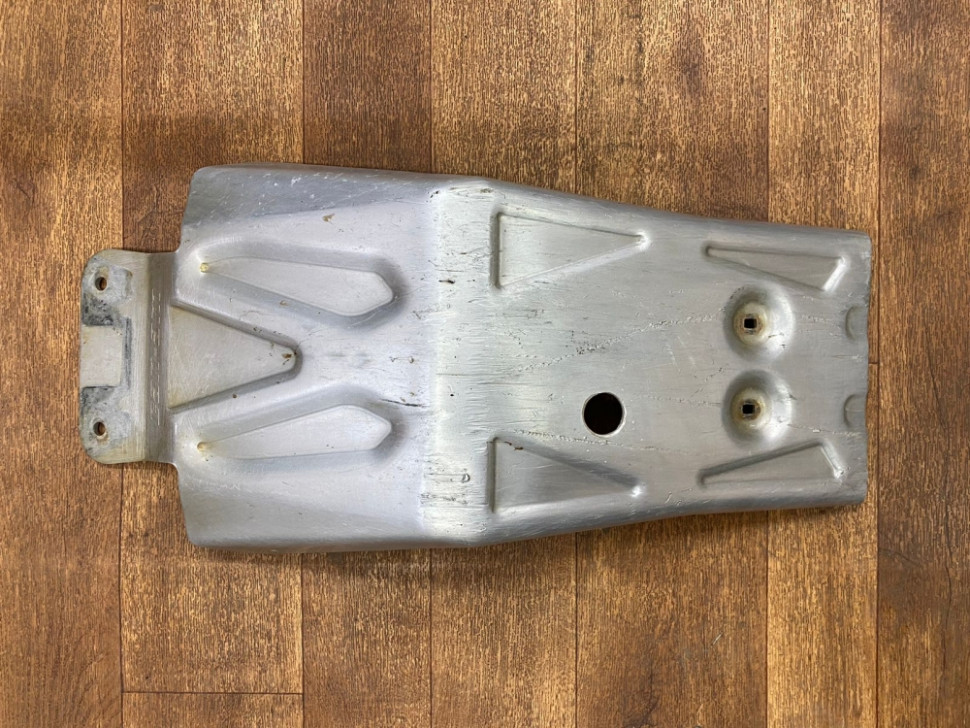Передняя часть защиты днища Б-У для квадроцикла BRP Outlander G2 715000926-by