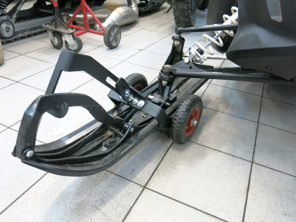 Тележки / Подкаты для снегохода с регулируемой шириной от 17см до 30см RIVAL 444.0031.1 Черные