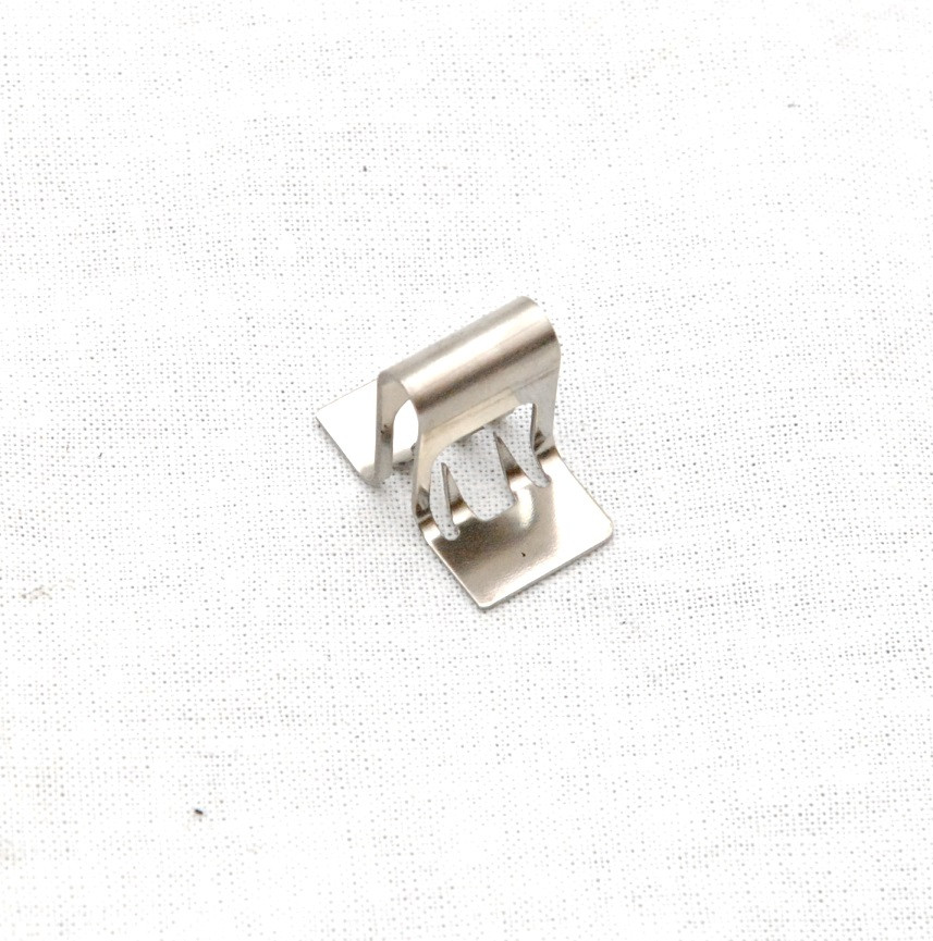 Фиксатор панели для снегоходов Yamaha 90468-06001-00