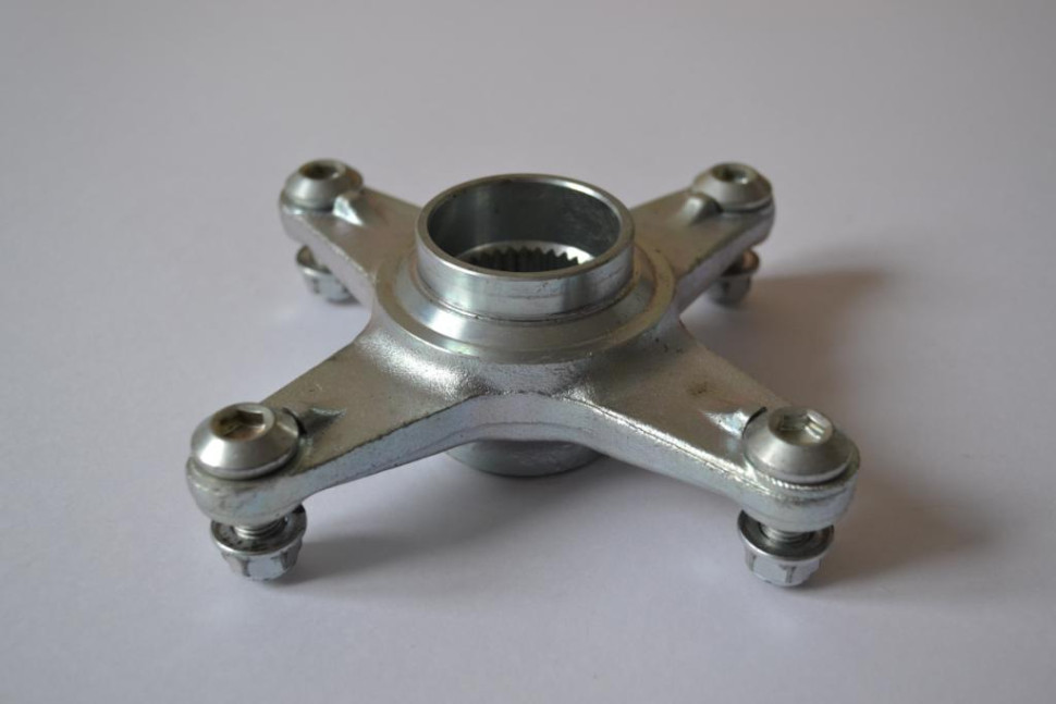 Крестовина крепления ведомой звезды Yamaha Raptor 700 2006+ /YFZ 450 2004-2013 5TG-25386-00-00 /1S3-25386-00-00 1S3-25386-00-00