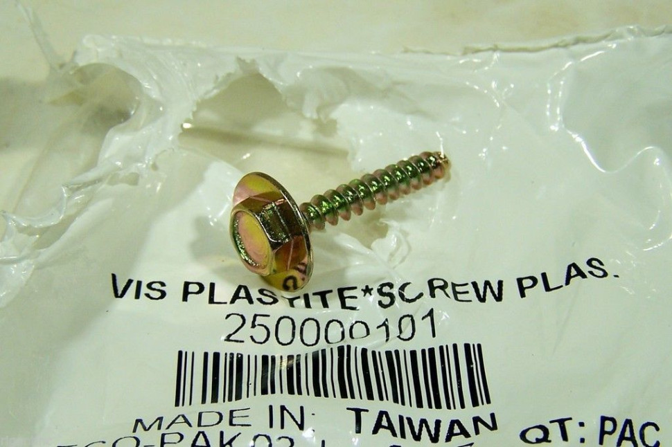 Болт M4 X 25 SCREW PLASTITE TYPE K-40 M4 X 25  250000101