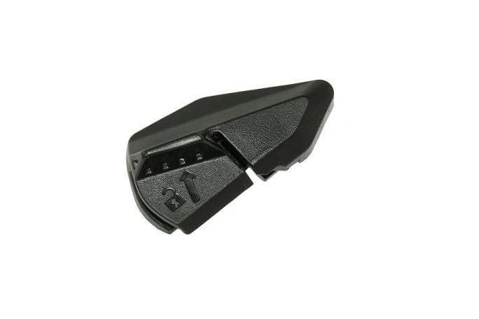 Клипса крепления пластика для снегохода Ski-Doo SM-12587R SM-12587L  517305980, 517305979 Левая сторона