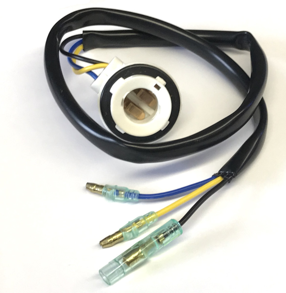 Задний стоп сигнал Yamaha 5KM-8472C-10-00 5KM-84710-01-00 Фонарь в сборе с цоколем