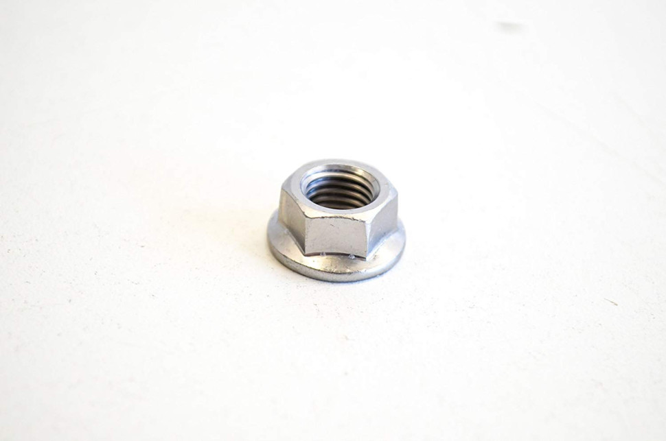 Гайка Yamaha  95704-10500-00 , 95701-10100-00, 3VL-F5182-00-00, 90179-10247-00, 90179-10658-00, 90179-10321-00, 95701-10500-00, 95702-10500-00, 43D-E2672-00-00 95704-10500-00