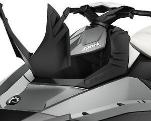 Крышка передней панели гидроцикла Sea-Doo Spark 295100553