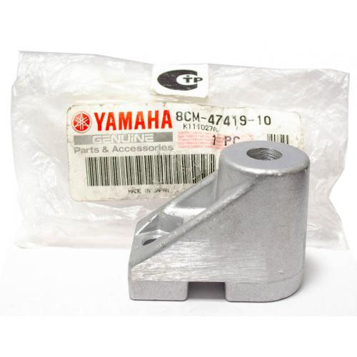 Кронштейн крепления колеса Viking 540&VK10 99-12&Venture&Apex&Nytro&Vector 06-18 YAMAHA 8CM474191000