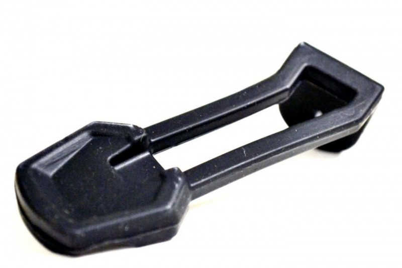 Резиновый крепеж боковой панели правый для снегоходов Ski-Doo 517303612