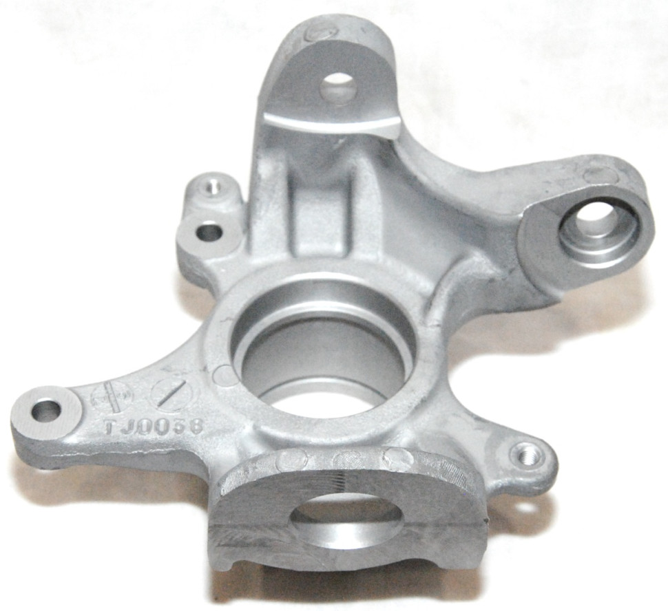 Кулак поворотный Suzuki Kingquad 750X правый 51231-31G00