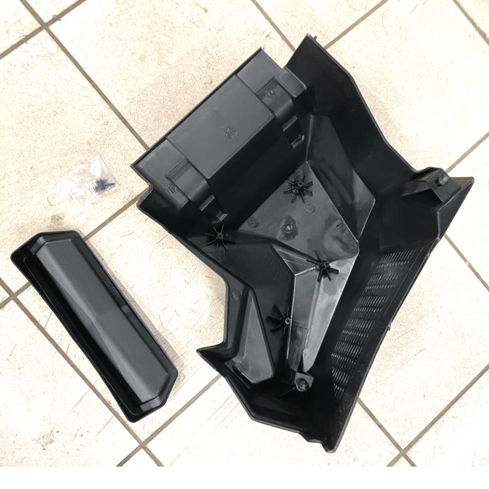 Крышка заднего воздухозаборника /воздушного фильтра BRP Can-Am Maverick X3 /Maverick X3 MAX 2017-2021 705010288 /705012700 /COVER95 COVER95