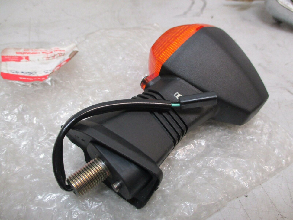 Поворотник 35603-06G10